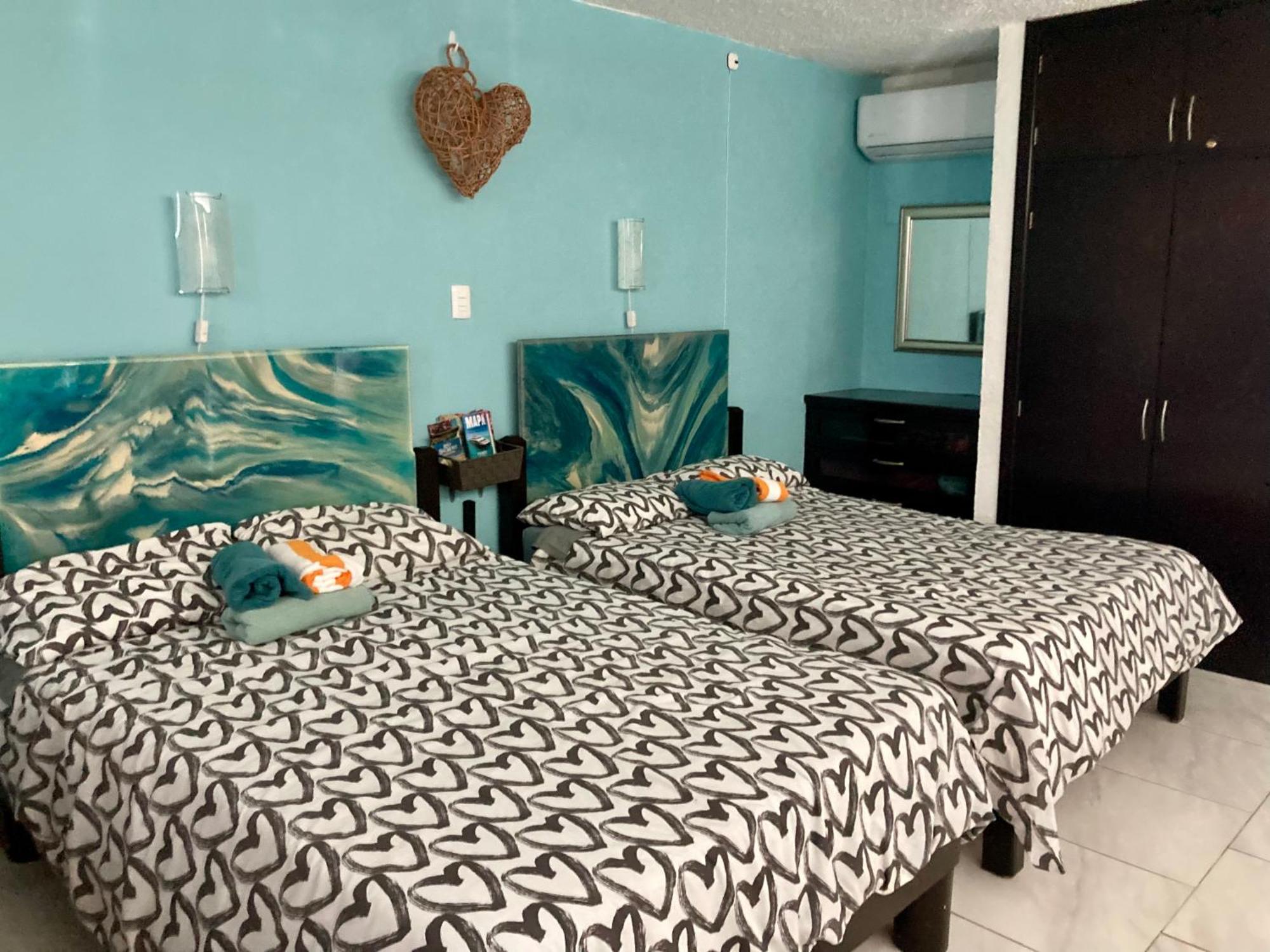 Cancun Oceanfront, Entire Apartment Exterior photo